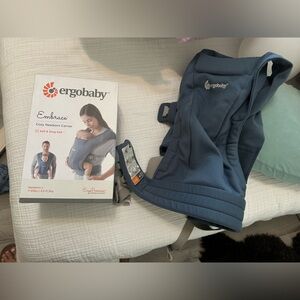 Ergobaby Embrace Blue